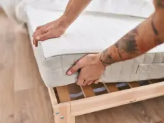Jak znaleźć dziurę w materacu i uniknąć dyskomfortu podczas snu