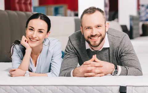 Jak przewieźć materac samochodem osobowym bez ryzyka uszkodzeń