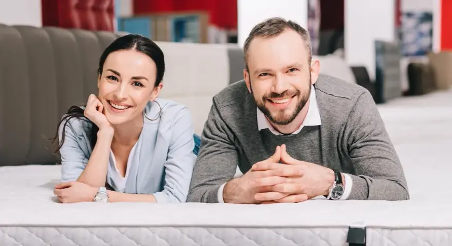 Jak przewieźć materac samochodem osobowym bez ryzyka uszkodzeń